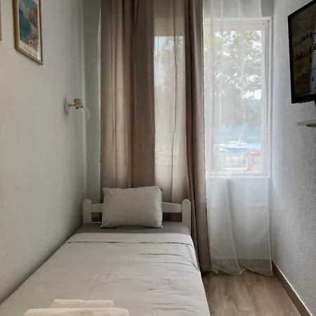 Apartments Astoria Hn Herceg Novi Exterior photo