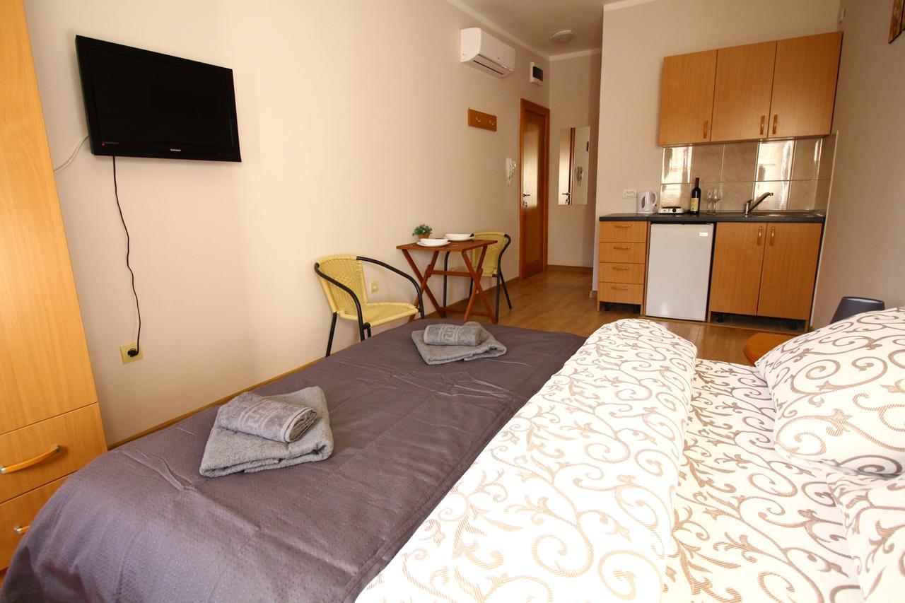 Astoria Hn Apartman